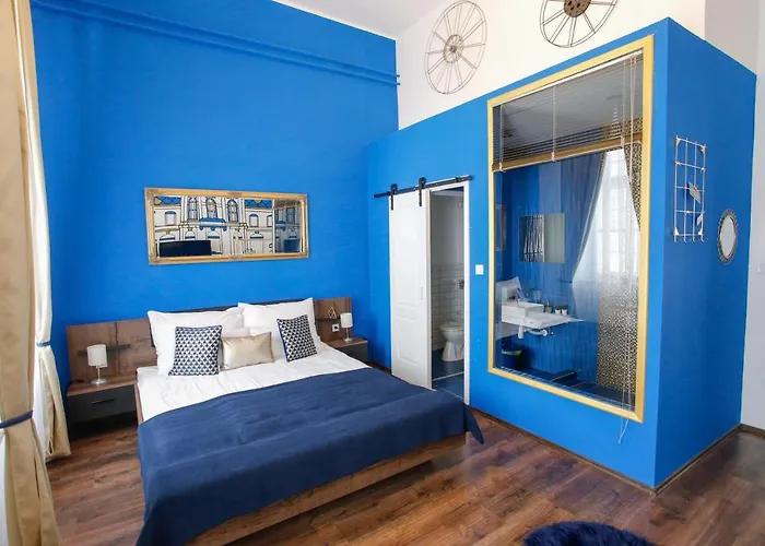 Urania Apartmanhaz