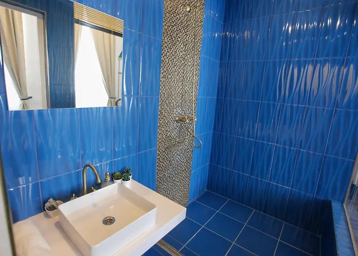 Urania Apartmanhaz Ξενοδοχείο με διαμερίσματα 4*