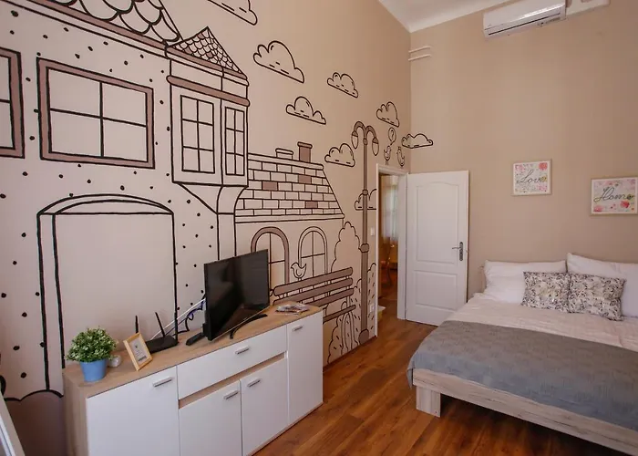 Urania Apartmanhaz Ξενοδοχείο με διαμερίσματα 4*