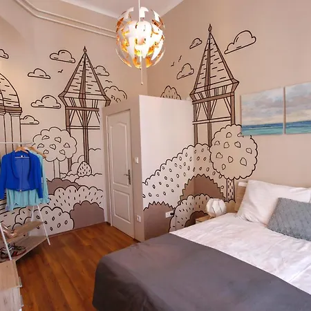 מלון דירות Urania Apartmanhaz