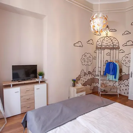 Urania Apartmanhaz