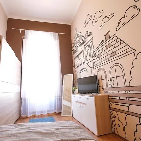 מלון דירות Urania Apartmanhaz