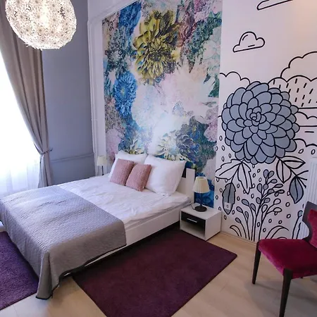מלון דירות Urania Apartmanhaz