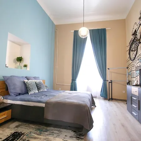 Апарт-отель Urania Apartmanhaz Эгер