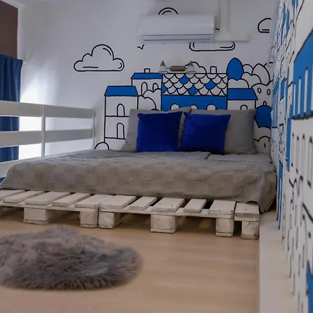 Urania Apartmanhaz 4* אגר