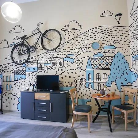 Urania Apartmanhaz מלון דירות 4*