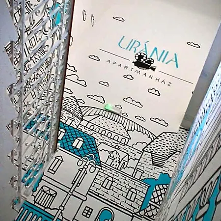 Urania Apartmanhaz Апарт-отель Эгер