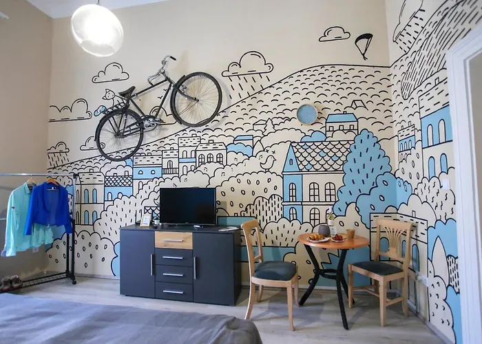 Urania Apartmanhaz 公寓式酒店 4*